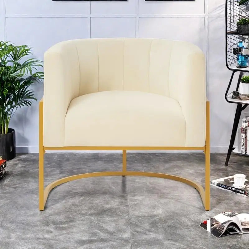 Fauteuil d'appoint en velours crème, pieds en métal noir, dossier incurvé TB117 Mousse