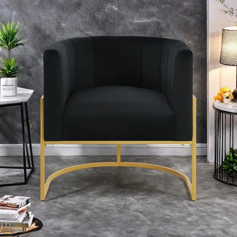 Fauteuil d'appoint en velours crème, pieds en métal noir, dossier incurvé TB117 Mousse
