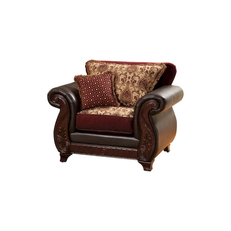 Fauteuil traditionnel en similicuir marron foncé, accoudoirs roulés, garniture en bois sculpté