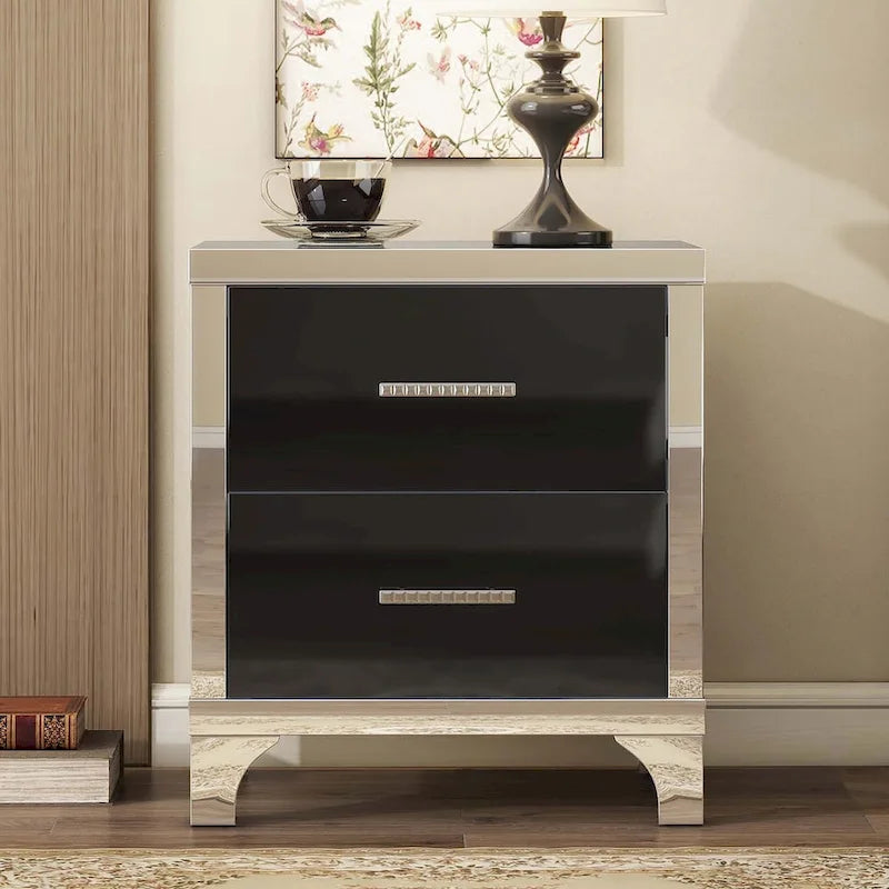 Table de Chevet Noire Laquée avec 2 Tiroirs, Poignées Métalliques, en Aggloméré