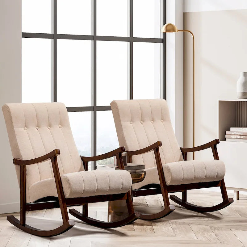 Fauteuil à bascule en tissu beige à dossier haut, en bois d'hévéa avec base incurvée ergonomique