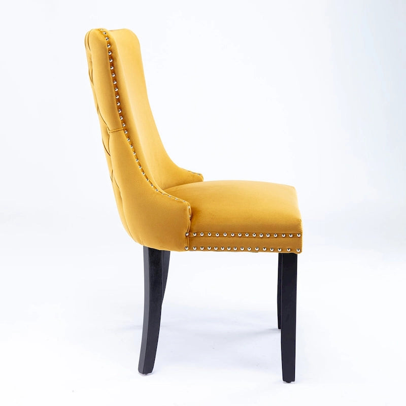 Chaise de salle à manger à dossier haut en velours doré avec ailes et rivets, style Mid-Century