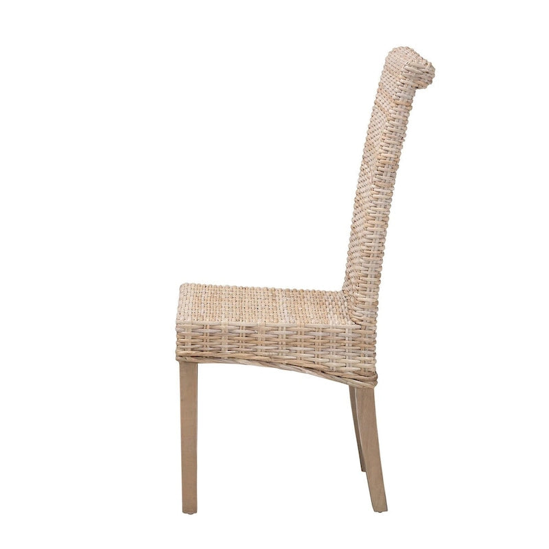 Chaise de salle à manger bohème Kubu Grey en rotin naturel et bois de manguier avec dossier roulé et pieds effilés