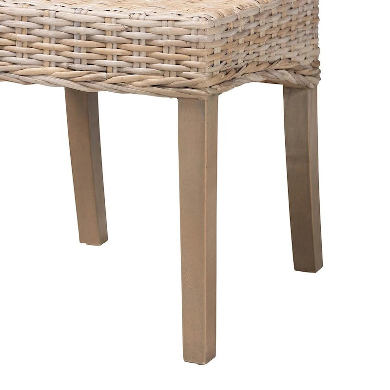 Chaise de salle à manger bohème Kubu Grey en rotin naturel et bois de manguier avec dossier roulé et pieds effilés
