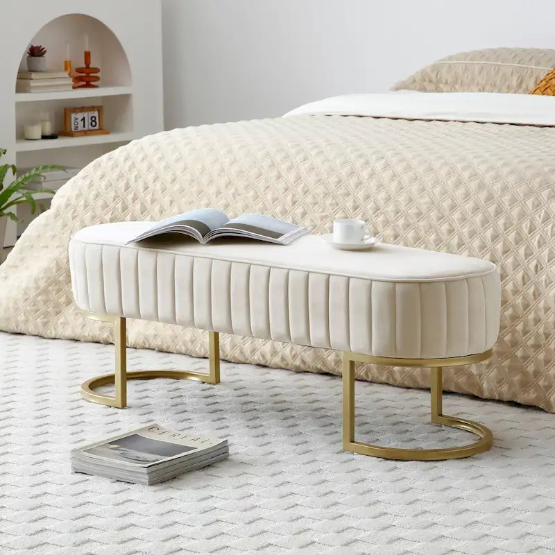 Banc de bout de lit ovale en fausse fourrure Sherpa, pieds en métal doré en forme de U